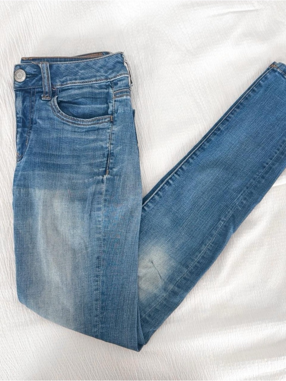 American Eagle Low Rise Skinny Jeans/Jeggings in Size 2 Long